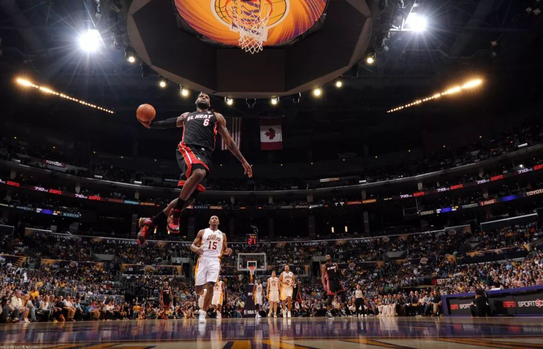 “互聯(lián)網(wǎng)+體育”場景是關(guān)鍵 看動因體育、NBA、Keep如何連接線上與線下丨體育經(jīng)理人